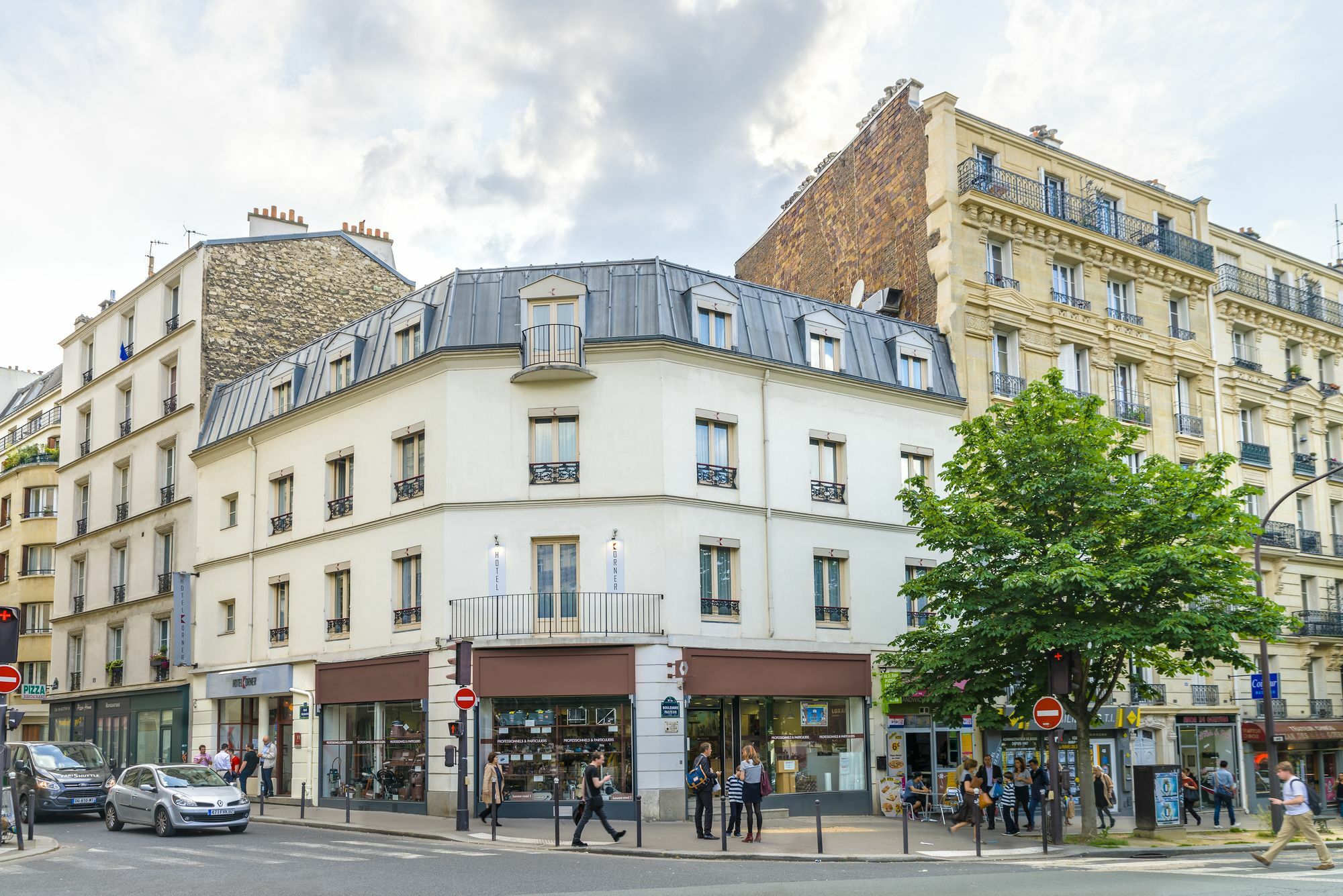 ホテル コルナー モンパルナス パリ エクステリア 写真